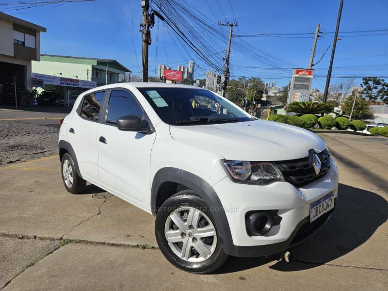 RENAULT - KWID - 2021/2022 - Branca - R$ 44.900,00