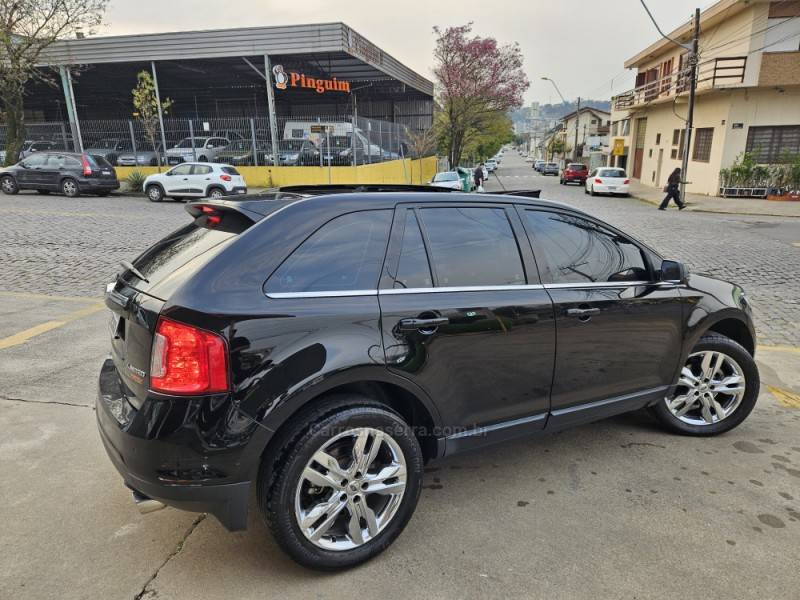 FORD - EDGE - 2011/2012 - Preta - R$ 63.500,00