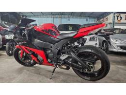 KAWASAKI - NINJA ZX-10R - 2012/2012 - Vermelha - R$ 45.900,00