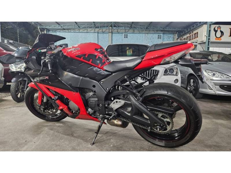 KAWASAKI - NINJA ZX-10R - 2012/2012 - Vermelha - R$ 45.900,00