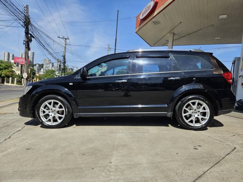 DODGE - JOURNEY - 2014/2014 - Preta - R$ 66.500,00