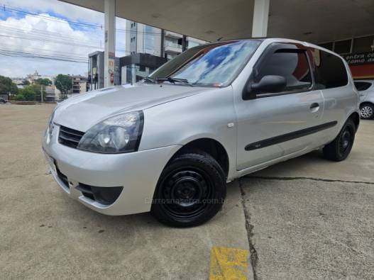 RENAULT - CLIO - 2009/2010 - Prata - R$ 16.900,00