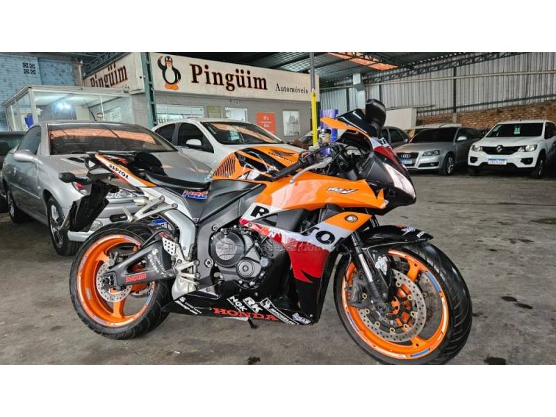 HONDA - CBR 600RR - 2008/2008 - Laranja - R$ 38.900,00