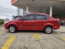 FORD - FIESTA - 2011/2011 - Vermelha - R$ 30.900,00