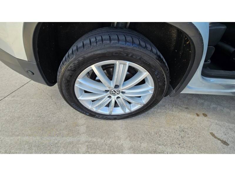 VOLKSWAGEN - TIGUAN - 2014/2014 - Prata - R$ 71.900,00