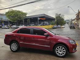 VOLKSWAGEN - VOYAGE - 2013/2013 - Vermelha - R$ 40.900,00