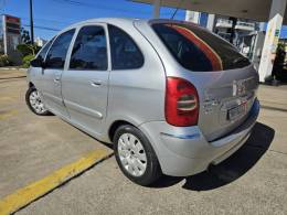 CITROËN - XSARA PICASSO - 2010/2010 - Prata - R$ 23.900,00