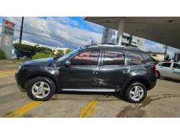 RENAULT - DUSTER - 2013/2013 - Preta - R$ 46.500,00