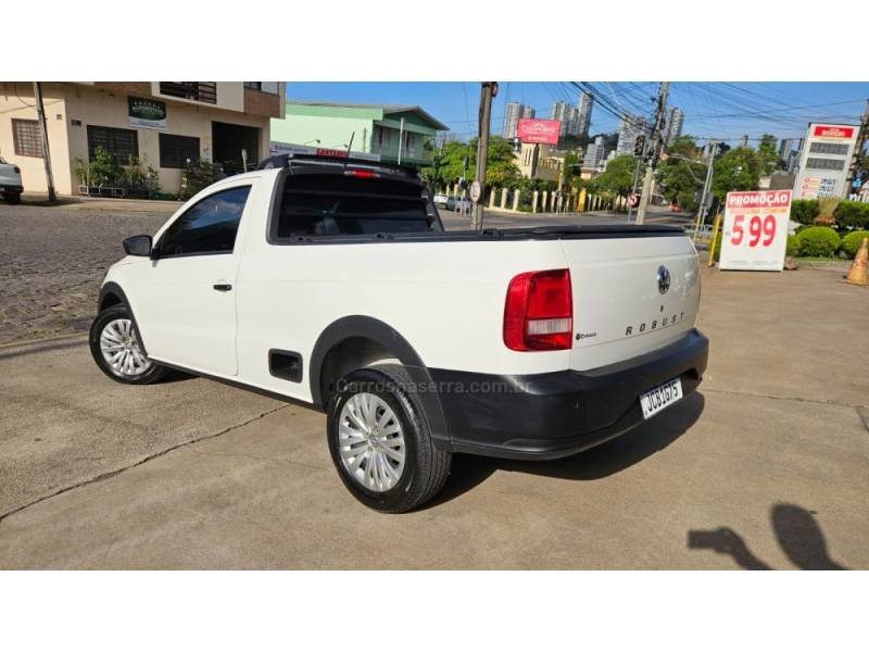 VOLKSWAGEN - SAVEIRO - 2023/2023 - Branca - R$ 71.500,00