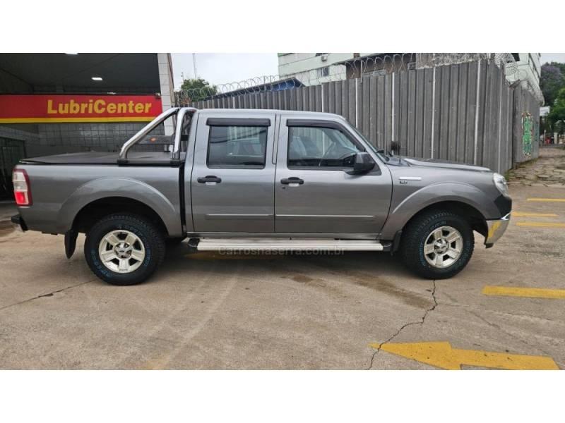 FORD - RANGER - 2010/2011 - Cinza - R$ 62.900,00