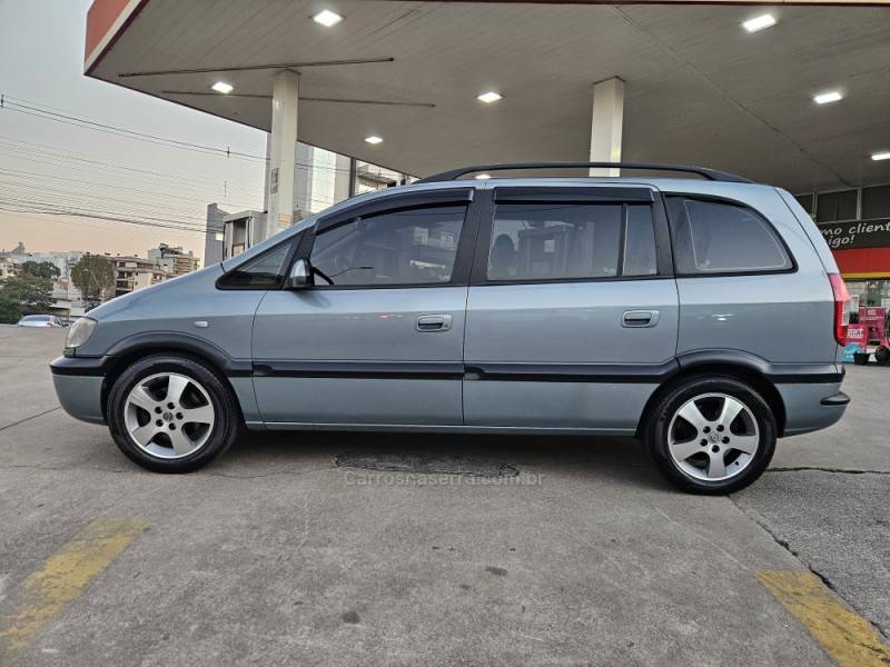 CHEVROLET - ZAFIRA - 2003/2003 - Cinza - R$ 22.000,00