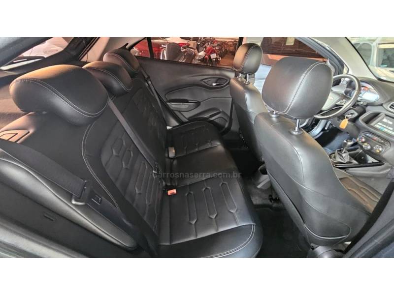 CHEVROLET - ONIX - 2019/2019 - Cinza - R$ 65.500,00