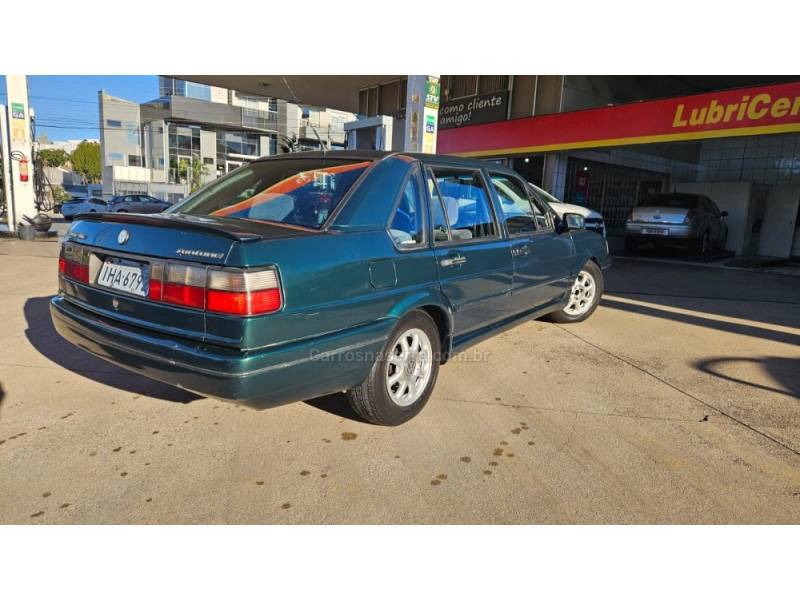 VOLKSWAGEN - SANTANA - 1998/1998 - Verde - R$ 18.500,00