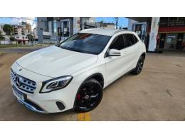 MERCEDES-BENZ - GLA 200 - 2017/2018 - Branca - R$ 128.900,00