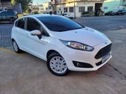 FORD - FIESTA - 2015/2015 - Branca - R$ 40.900,00