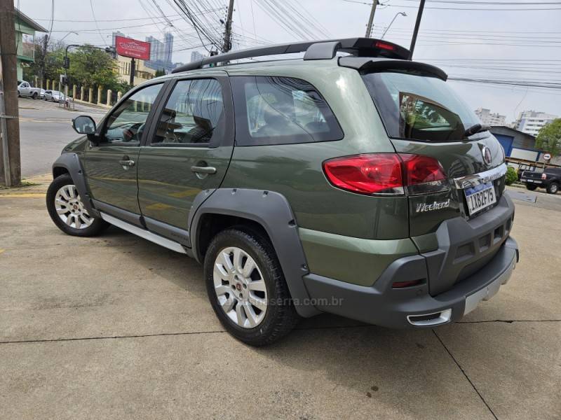 FIAT - PALIO - 2016/2016 - Verde - R$ 49.900,00