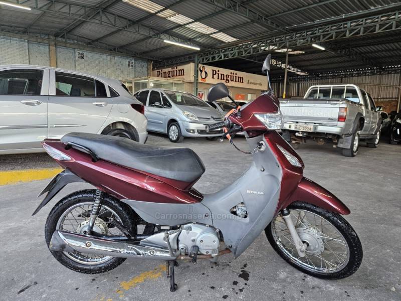 HONDA - BIZ 125 - 2008/2008 - Vermelha - R$ 7.000,00