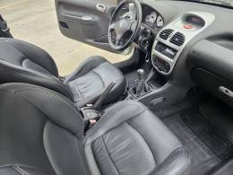 PEUGEOT - 206 - 2003/2003 - Prata - R$ 58.900,00