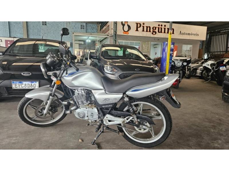 SUZUKI - EN 125 YES ED - 2009/2010 - Prata - R$ 5.900,00