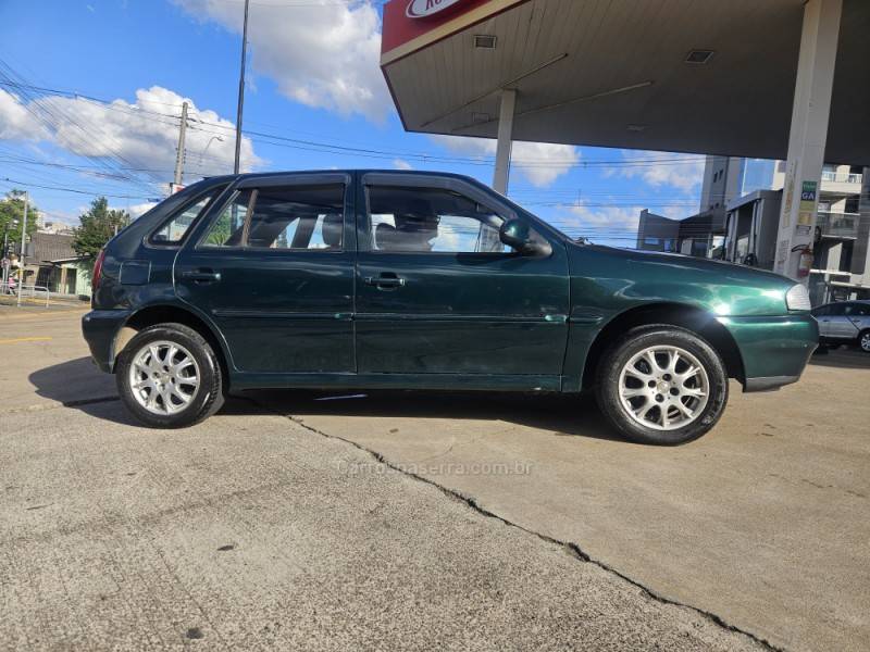 VOLKSWAGEN - GOL - 1998/1998 - Verde - R$ 14.900,00