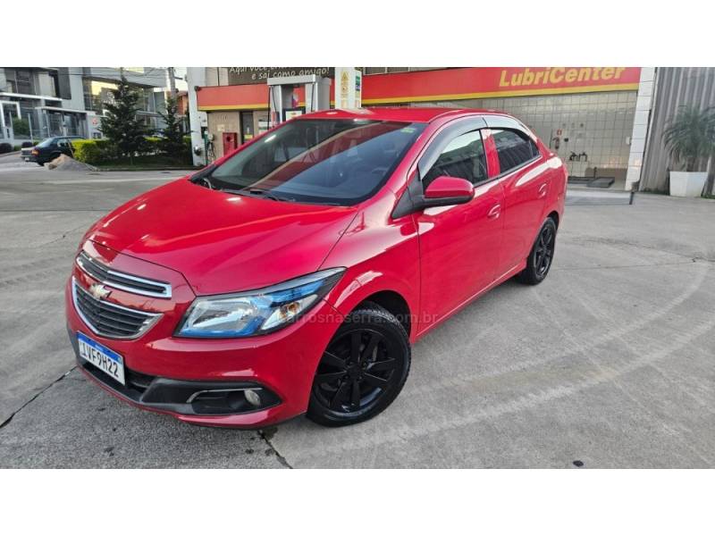 CHEVROLET - PRISMA - 2014/2014 - Vermelha - R$ 41.900,00