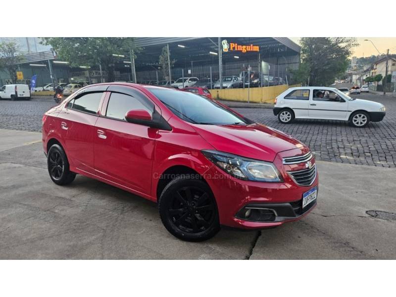 CHEVROLET - PRISMA - 2014/2014 - Vermelha - R$ 41.900,00