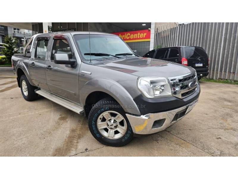 FORD - RANGER - 2010/2011 - Cinza - R$ 62.900,00