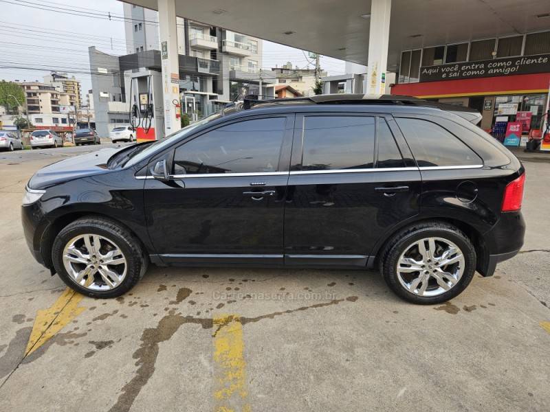 FORD - EDGE - 2011/2012 - Preta - R$ 63.500,00