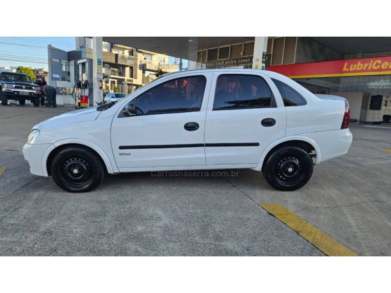 CHEVROLET - CORSA - 2009/2009 - Branca - R$ 27.900,00