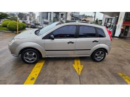 FORD - FIESTA - 2008/2009 - Prata - R$ 20.900,00