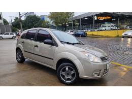 FORD - FIESTA - 2008/2009 - Prata - R$ 20.900,00