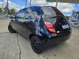 FORD - KA - 2003/2004 - Preta - R$ 13.500,00