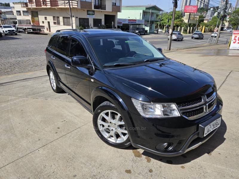 DODGE - JOURNEY - 2014/2014 - Preta - R$ 66.500,00