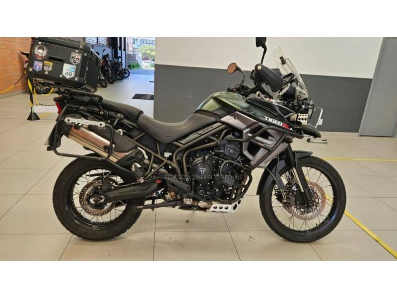 TRIUMPH - TIGER 800 XCA - 2017/2017 - Verde - R$ 51.900,00