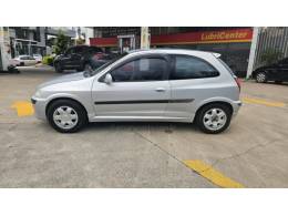 CHEVROLET - CELTA - 2001/2001 - Prata - R$ 12.900,00