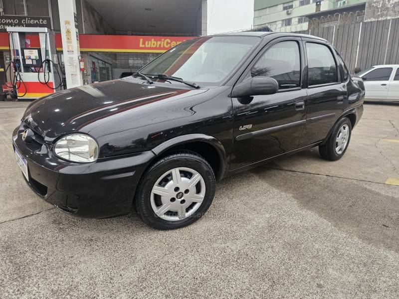 CHEVROLET - CORSA - 2007/2008 - Preta - R$ 21.500,00