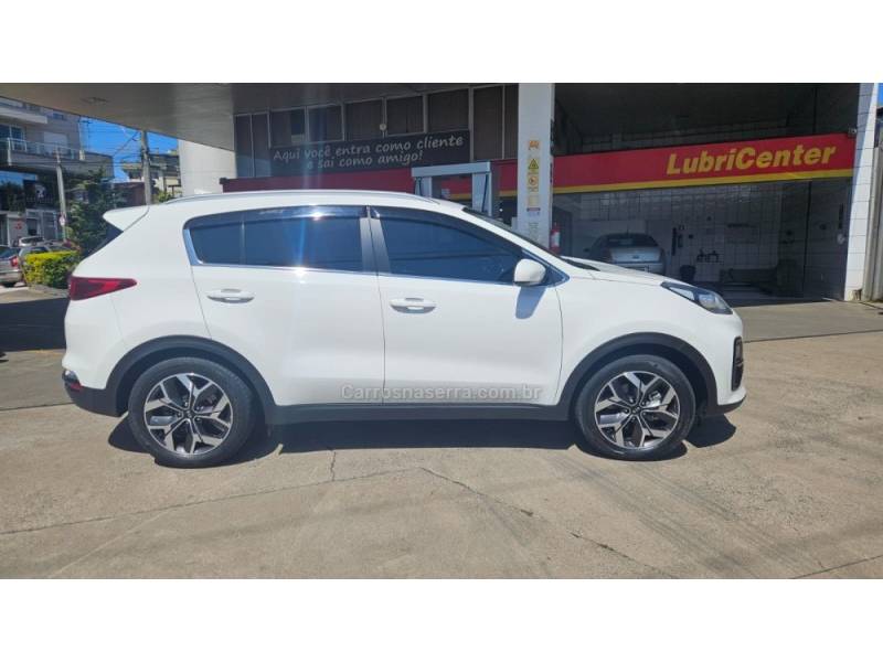 KIA MOTORS - SPORTAGE - 2020/2020 - Branca - R$ 107.900,00