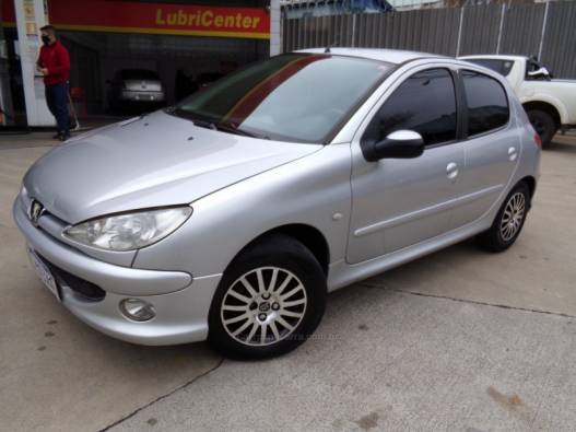 PEUGEOT - 206 - 2004/2004 - Prata - R$ 15.000,00