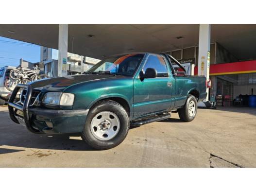 CHEVROLET - S10 - 2000/2000 - Verde - R$ 37.900,00