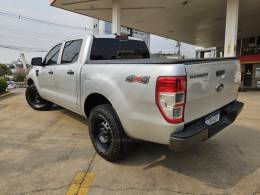 FORD - RANGER - 2020/2020 - Prata - R$ 134.500,00