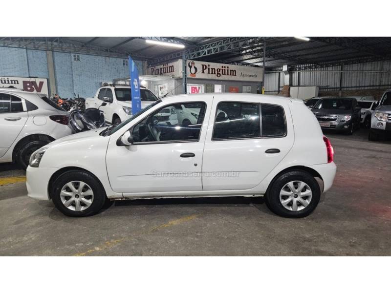 RENAULT - CLIO - 2015/2015 - Branca - R$ 31.900,00