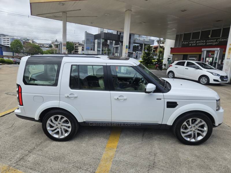 LAND ROVER - DISCOVERY 4 - 2013/2014 - Branca - R$ 139.900,00