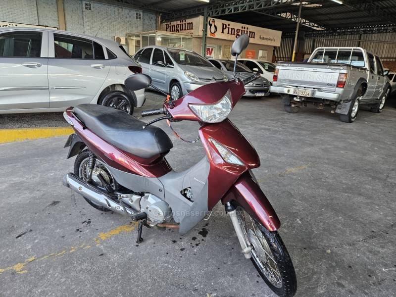 HONDA - BIZ 125 - 2008/2008 - Vermelha - R$ 7.000,00