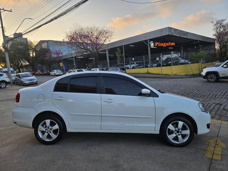 VOLKSWAGEN - POLO - 2014/2014 - Branca - R$ 48.900,00