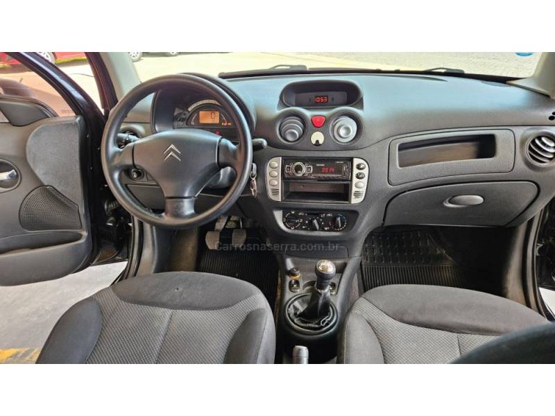 CITROËN - C3 - 2010/2011 - Preta - R$ 23.900,00