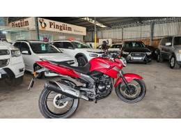 YAMAHA - FAZER - 2011/2011 - Vermelha - R$ 13.000,00