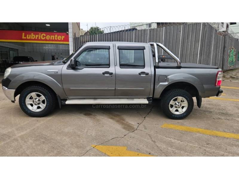 FORD - RANGER - 2010/2011 - Cinza - R$ 62.900,00