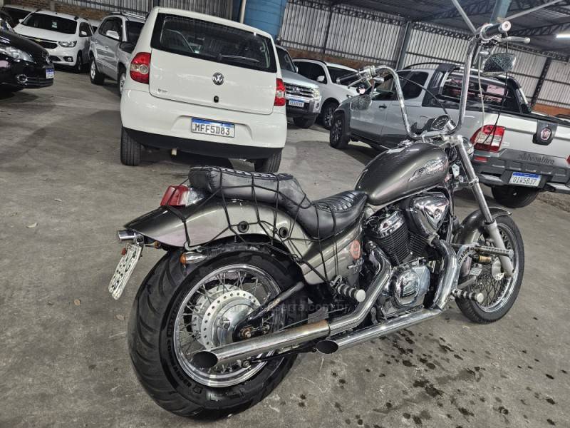 HONDA - SHADOW 600C - 2001/2002 - Cinza - R$ 23.500,00