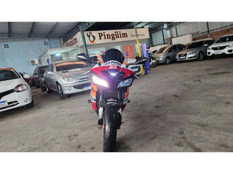 HONDA - CBR 600RR - 2008/2008 - Laranja - R$ 38.900,00