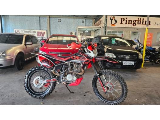 HONDA - CRF 230F - 2012/2012 - Vermelha - R$ 13.000,00